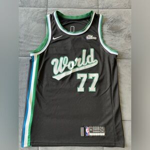 Nike Medium Luka Doncic World Jersey